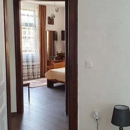 юлия делукс Ii